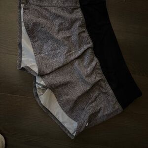 Lululemon grey and black speedup shorts 4” low rise